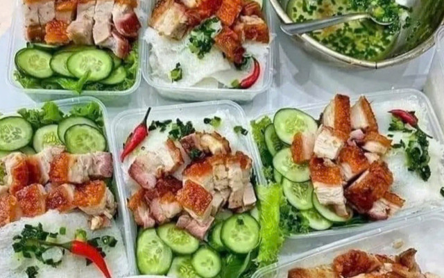 BÁNH HỎI & HEO QUAY - HỒNG NGA