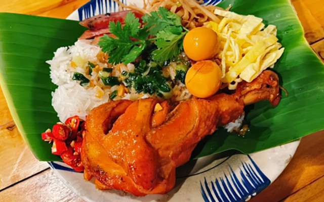 Anh Đầu Đinh - Xôi Gà & Bánh Mì Chảo Mỹ Tho