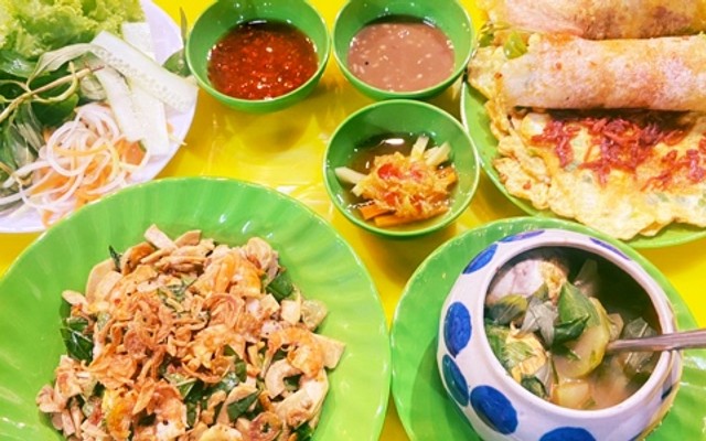 Bánh Ép O Me - Đặc Sản Huế