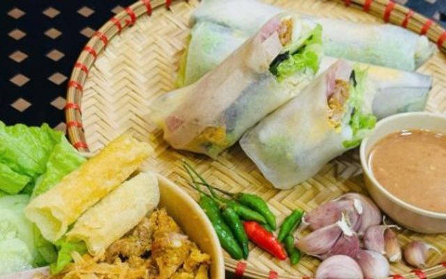 Bánh cuốn Tây Sơn Thượng Đạo - Nơ Trang Long