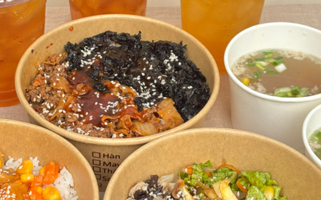 Tiệm Cơm Nhà Trộn - Hoàng Diệu 2