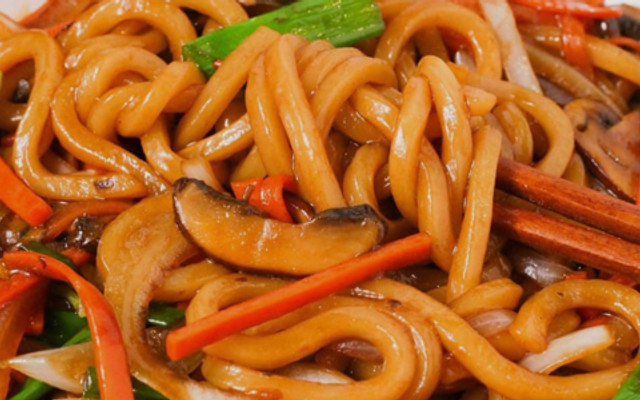MÌ UDON XÀO - Đoàn Văn Bơ