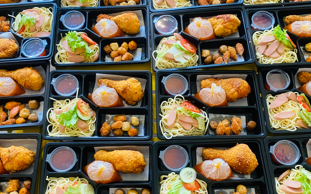 Trà Sữa & Ăn Vặt - Rôn