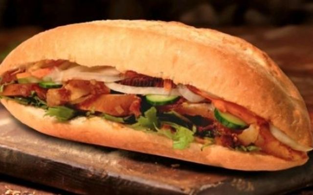 BÁNH MÌ TRE - BAMBOO BREAD