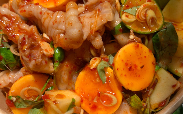 Alo Chicken - Chân Gà Sốt Thái