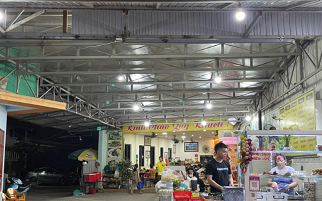 Quán Hủ Tíu Mì - Tư Bi