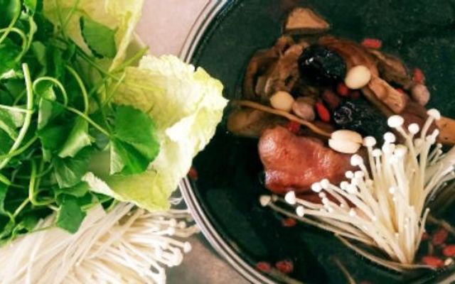 Gà Ác Tiềm Thuốc Bắc 652 - QL 13