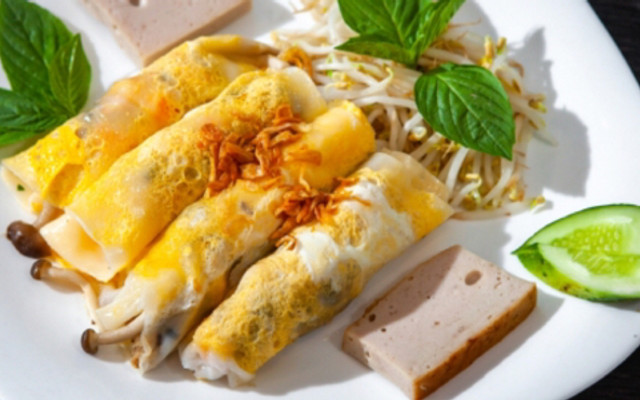 Cô Hai Quán - Bánh Cuốn & Bún Mọc - Huỳnh Văn Nghệ
