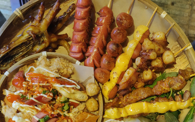 Ăn Vặt & Xiên Nướng - Thùy Trang