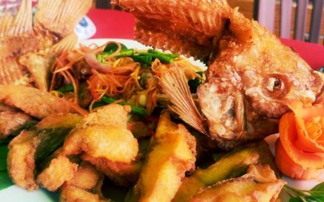 Bồ Đào Tửu Quán - Huỳnh Tấn Phát