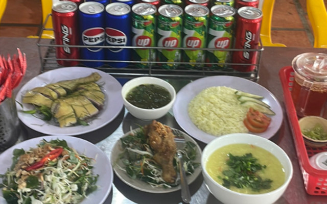 Gà Ta Long An - Cơm Gà & Cháo Gỏi - Bình Thành
