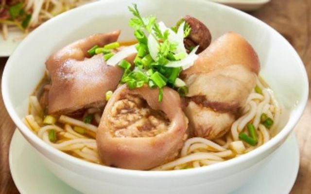 Bánh Tráng Trộn, Bún Bò Huế & Hủ Tiếu Mì Nguyên Phát - Hoàng Hoa Thám
