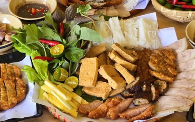 Bún Đậu Mắm Tôm Quỳnh - Nguyễn Văn Linh