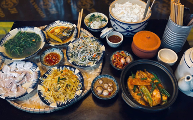 Cơm Chảo - Cơm Văn Phòng & Cơm Phần - Mai Thúc Loan