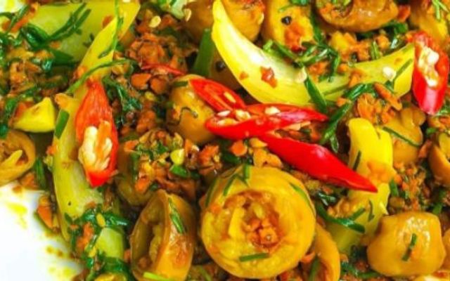 Bếp Nhà Giang - Bún Lòng Xào Nghệ, Bún Mắm & Ram Cuốn Cải - Bá Giáng 10