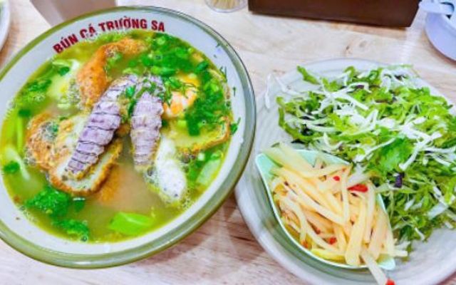 Bún Riêu Cá Trường Sa - 83 Trần Quốc Vượng