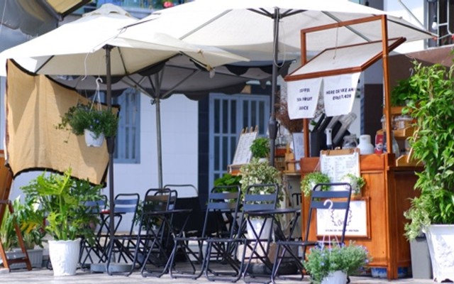 The Café - 48 Trưng Trắc