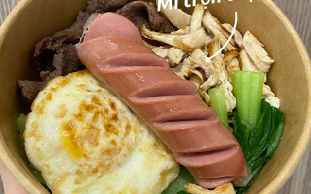 Nay Ăn Gì - Chân Gà Sốt Thái
