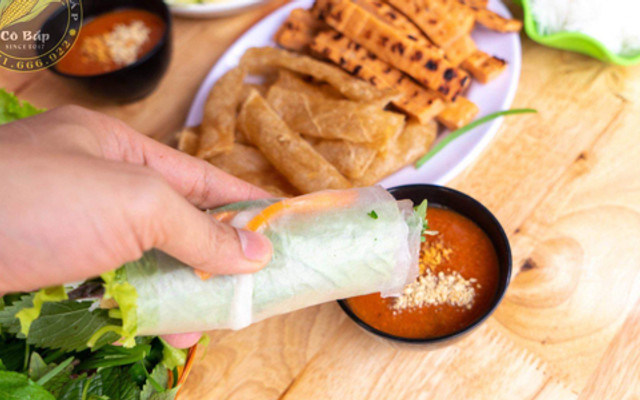 Cô Bắp - Nem Nướng Nha Trang - Lạch Tray