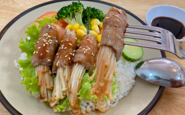 Tiệm Cơm Bento Tỏi Mây - Cách Mạng Tháng 8