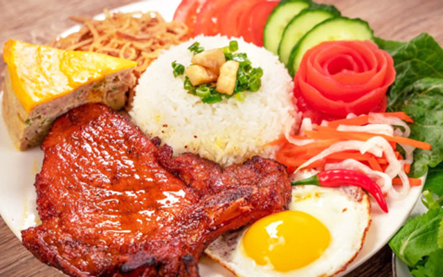 Cơm Tấm, Bún Thịt Nướng & Trà Sữa - Bối Bối - Phan Chu Trinh
