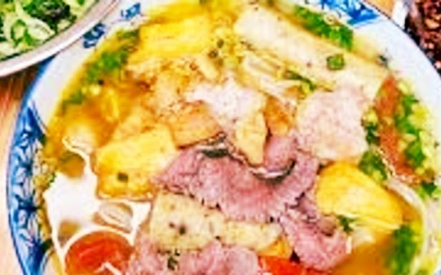Quán Bún Chí Chuột - Bún Riêu Cua Bò - Ngõ 165 Dương Quảng Hàm