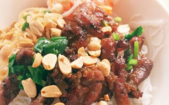 Quán Cô Ba - Cơm Tấm, Bún Thịt Nướng & Phá Lấu Bò