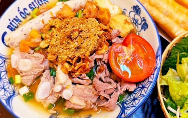 Bún Ốc Sườn Cô Sáu - Lạc Trung