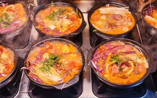 Tiệm Trà Sữa CoCaTea - Mì Cay & Bánh Mì Chảo - 80 Xuân Phương