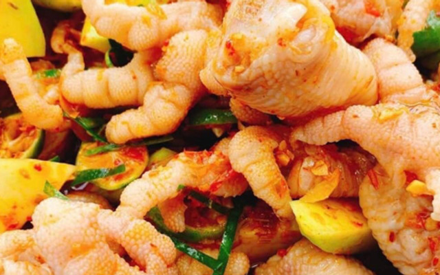 Chân Gà Sốt Thái - Bếp Mẹ Bon - Cầu Giấy