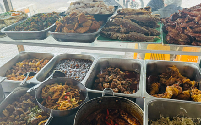 Cơm Sườn 139 - Chính Hữu