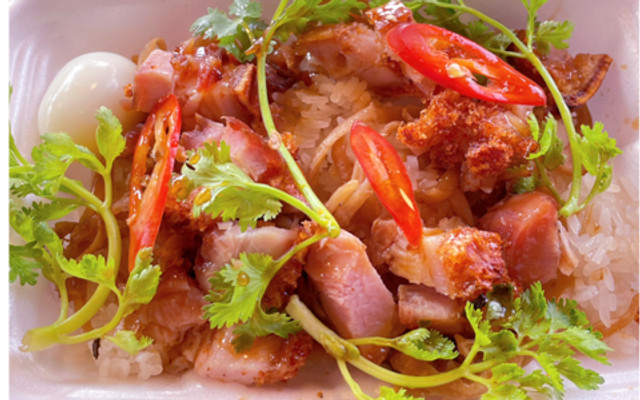Bánh Mì Heo Quay Cường Ký - Đường 3 Tháng 2