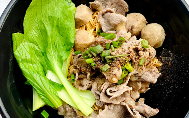 Mì Bò Nhất Hạng - Nguyễn Việt Hồng