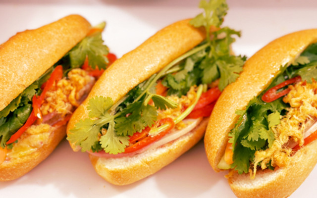 Bánh Mì Sài Gòn - Bánh Mì Ú Đây - Phạm Thái Bường
