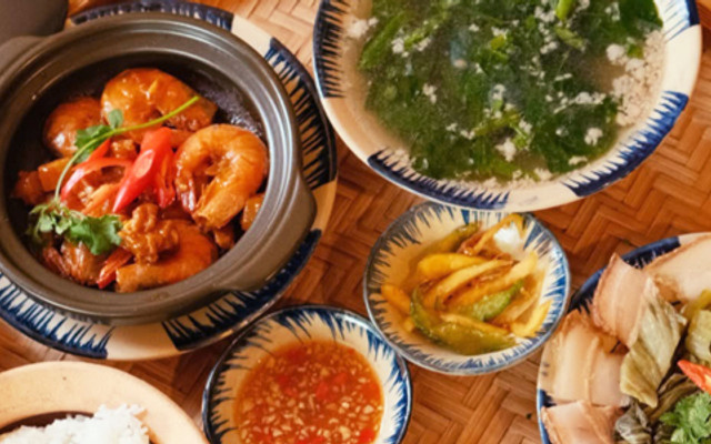 Tiệm Cơm Cậu Ba - 442 Hoàng Diệu