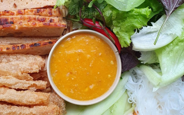 Bánh Cuốn Long - Bún Thịt Nướng, Nem Nướng & Nem Lụi - Nguyễn Thượng Mẫn