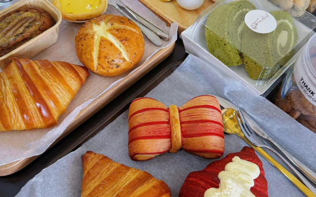 Trạm Bánh - Croissant - Tố Hữu