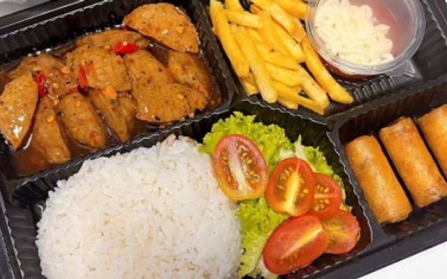2F - Cơm Bò Viên Sốt Mắm Tỏi