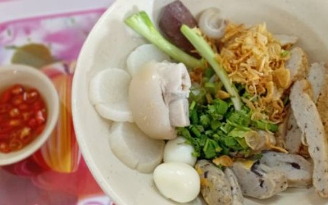 Bánh Canh Chả Cá Phan Thiết Cô Út - Đường Số 10