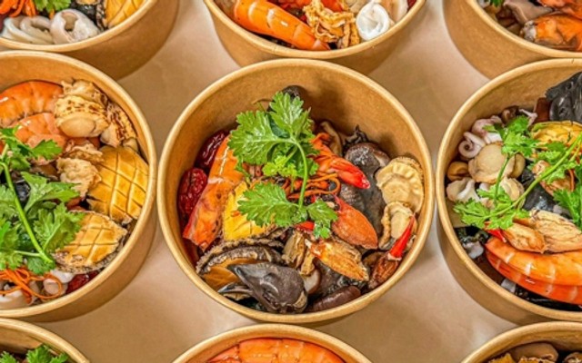 Mì Gà Tiềm Thuốc Bắc & Súp Bào Ngư Đặc Biệt Cô 3 - Đường Số 1