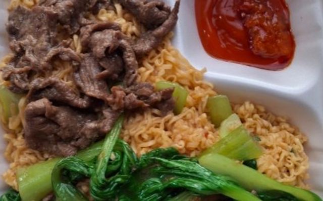 Ăn Vặt Mèo Mập - Takoyaki, Mì Trộn & Matcha - Quang Trung