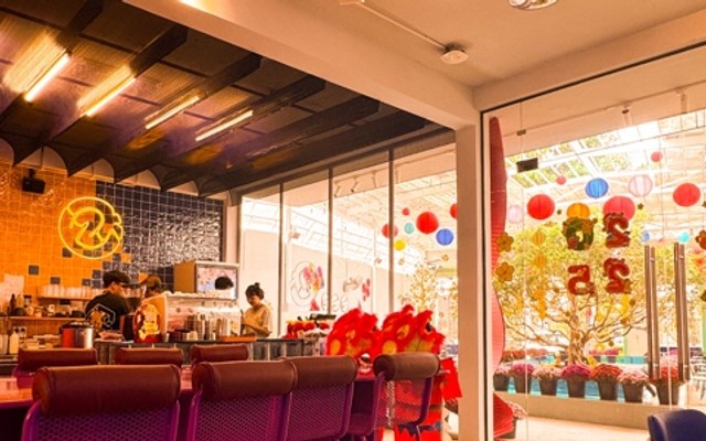 Y2K Cafe - Thích Quảng Đức