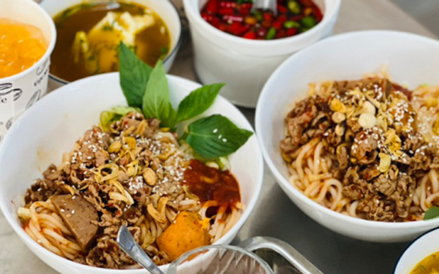 Bún Bò 5T Quận 4 - Nguyễn Trường Tộ