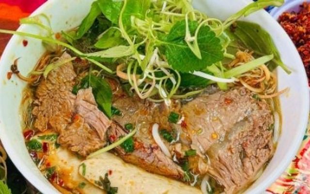 Bún Bò Huế Tứ Quý