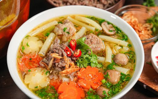 Hoành Thánh Lá - A Día