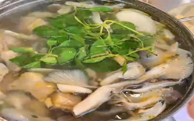 Lẩu Gà Lá É - Hai Bà Trưng