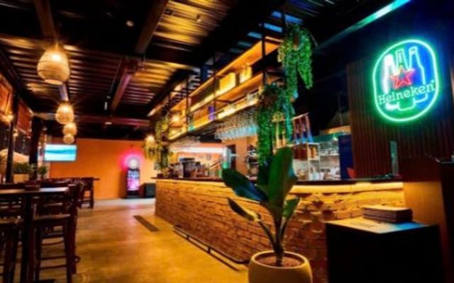 Georges Saigon - Song Hành