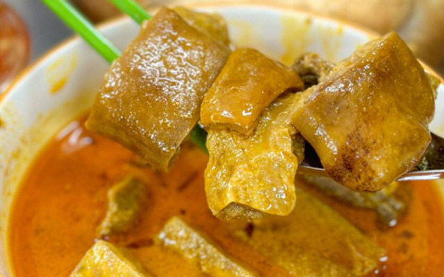 Cà Ri Quảng - Bún & Bánh Mì - Dương Đình Nghệ