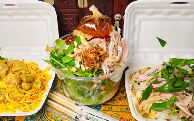 Xôi Gà & Bún Gà Khô Dì Minh - Tăng Bạt Hổ