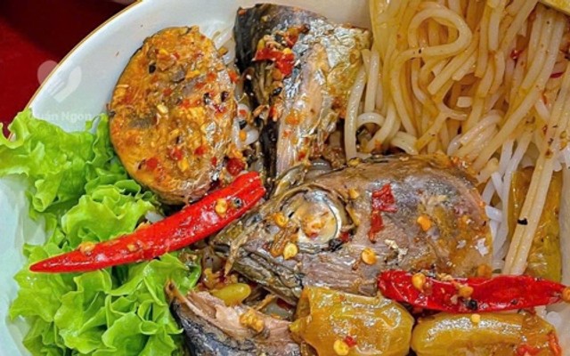 THẢO THẢOO - BÚN LÒNG XÀO NGHỆ, CÁ NỤC CUỐN BÁNH TRÁNG & BÚN TRỘN CÁ NGỪ RIM